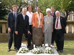 8852975c-10memorial_ukjpg 8852975c-10memorial_ukjpg
