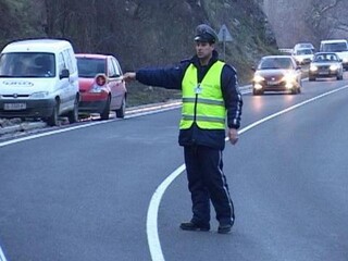 Движението през прохода на Републиката е затруднено