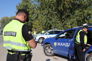 Резултати от спецоперация във видинския кв. „Нов път“: четирима задържани; образувани едно досъдебно производство и три предварителни проверки