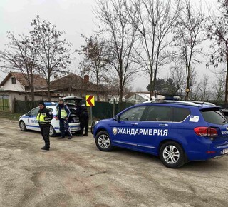 Специализирана операция за противодействие на конвенционалната престъпност проведоха днес полицаите от РУ-Белоградчик