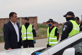 Резултати от спецоперация, проведена във видинския кв. „Нов път“:  24 задържани; образувани три досъдебни производства и съставени над 30 акта