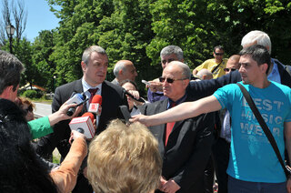Министър Йовчев: Няма пряка заплаха за хората в района на българския участък на р. Дунав