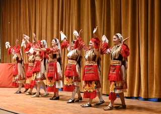 Курсантите от АМВР станаха част от коледен спектакъл, посветен на духовната сила на българите