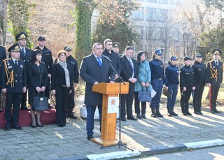 128 стажанти завършиха успешно първоначалното си обучение в Центъра за специализация и професионална подготовка в Пазарджик