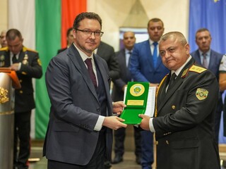 Министър Даниел Митов към служителите на ГДГП: Благодарим за сериозната и вярна служба за опазване на българската, вече Шенгенска и общоевропейска граница ​