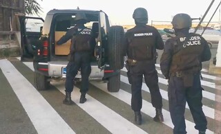 Гранични полицаи от РДГП-Бургас откриха  73 кг кокаин на кораб, пристигащ от Испания