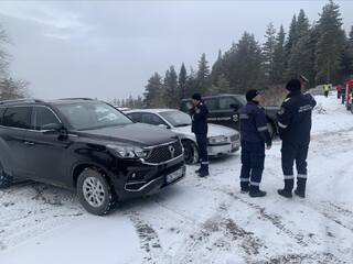 Спасяване на хора в усложнена метеорологична обстановка в Осоговската планина
