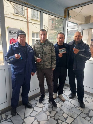 Коледно внимание за децата на служителите герои