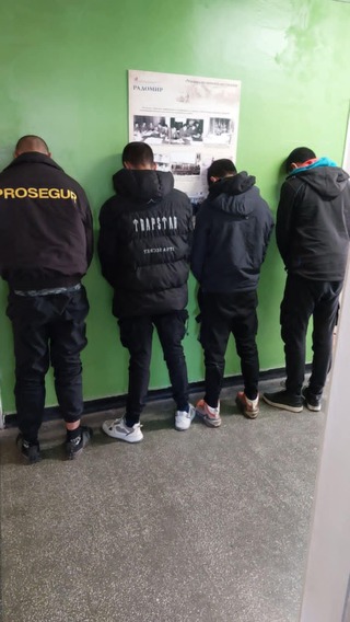 Мащабна полицейска операция в Радомир, шестима са задържани