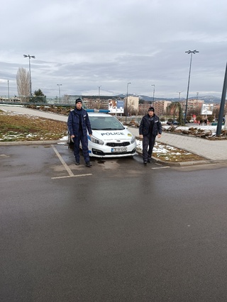 Засилено полицейско присъствие и в новогодишната нощ в региона