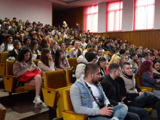 ГДБОП в Разград за среща, свързана с опасностите в Интернет пространството пред младите хора