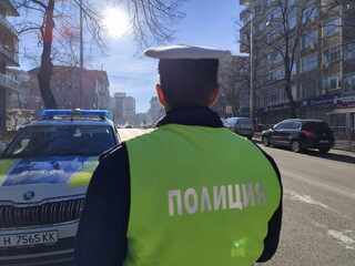 Без тежки инциденти по време на празничните и почивни дни, над 60 екипа са били ангажирани  с охрана на обществения ред и осигуряване на пътната безопасност в област Шумен