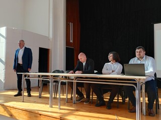 Служители на ГДБОП представиха опасностите от киберпрестъпленията и трафика на хора пред силистренски ученици