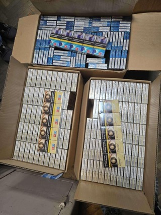 30 000 къса контрабандни цигари са иззети при акция на полицията в Сливен