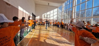 Доброволци от Детско полицейско управление усвоиха техники за самозащита