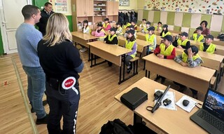 Практическо занятие с доброволците от Детското полицейско управление в Самоков