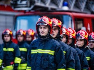 Нови защитни облекла и лични предпазни средства ще допринесат за повишаване качеството на подготовката на обучаемите в АМВР