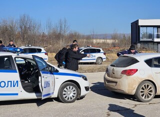 Обучение за тактически действия при принудително спиране на МПС се проведе в Сливница