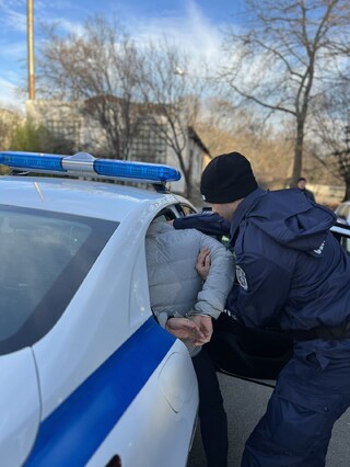 „Задържане, конвоиране и съпровождане на лица от полицейските органи“ беше темата на практическо занятие със стажанти в ЦСПП – Варна
