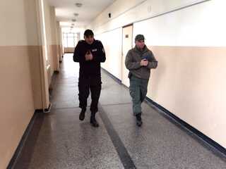 Занятия със служители от ГДГП на тема „Проверка на помещения от полицейските органи“ се проведоха в ЦСПП – Пазарджик