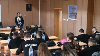 Служители на ГДБОП изнесоха лекции пред курсанти от IV-ти курс