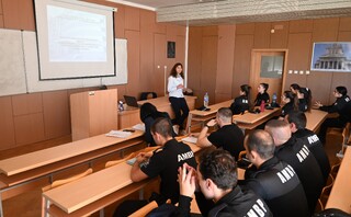 С работата на Междуведомствения координационен център към ГДБОП се запознаха курсанти от IV-ти курс