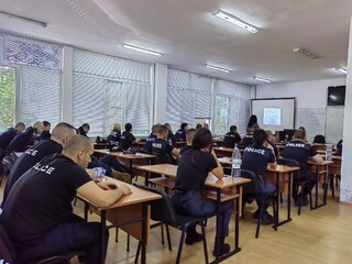Запознаване на обучавани с темата: „Действия по разследването, извършвани от младши полицейски инспектори“
