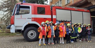 Ученици посетиха факултет „Пожарна безопасност и защита на населението“