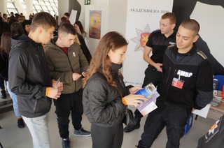 Академията на МВР взе участие в изложението „Избирам България“