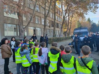 Практически занятия за овладяване на масови безредици се проведоха в ЦСПП – Пазарджик