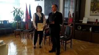 Старши преподавател Людмила Кехайова получи награди за своя юбилей