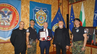 Млади възпитаници на Kung Fu To`A – Bulgarian Martial Arts Academy и Международна академия „Командос“ бяха на посещение в Академията на МВР