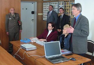 Семинар-дискусия на тема “Децата и насилието” със средношколци от СУБ “ Васил Левски”- гр. Панагюрище