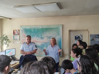 Занятие под наслов „Ваканция, здравей! Да играем безопасно!“ се проведе днес в полицията в Силистра