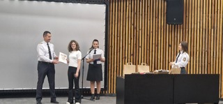 Награждаване на първенците в конкурса за детска рисунка „С очите си видях бедата“ – областен етап