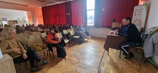 „Животът е пред вас – празнувайте, но го правете разумно. Не превръщайте най-красивите си моменти в трагични истории“ –  инспектори от „Пътна полиция“ – Смолян с откровен разговор с абитуриентите от ПГИ „Карл Маркс“