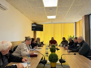 Служители на  РУ-Костинброд обсъдиха с кметове превенцията на престъпността в малките населени места