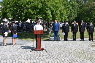 Над 200 бакалаври и магистри получиха своите дипломи на тържествена церемония