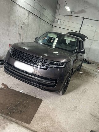 Депо за укриване на противозаконно отнети луксозни автомобили е разкрито във Велинград