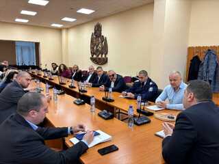 Работна среща на ръководството на ОДМВР-Благоевград с представители на общината и директори на училища се  проведе в Община Разлог