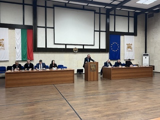 Между ОДМВР- Благоевград, Областна администрация- Благоевград и кметовете на общини в областта се проведе среща във връзка с текущи въпроси, касаещи обществения ред и сигурността