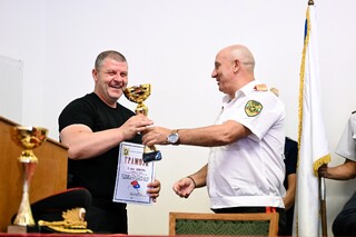 113 полицаи, експерти и пожарникари са наградени по случай професионалния празник на служителите в МВР