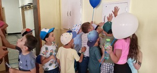 Децата на гости на полицията по случай празника на МВР