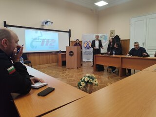 Студенти от ВА „Г. С. Раковски“ се запознаха с организацията и дейността на дирекция „Национална система 112“ – МВР