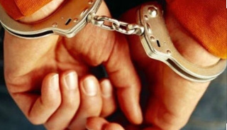За броени часове полицейски служители на РУ-Петрич установиха и задържаха двама извършители на грабеж
