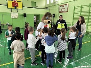 Шестото издание на кампанията „Пресичам безопасно с TEDI“ стартира от Велико Търново