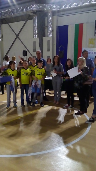   В зала „Скаптопара“ бе проведено заключително мероприятие по Национална програма „Работа на полицията в училищата“