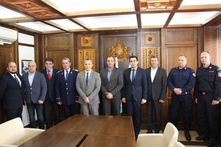 Продължава добрата европейска практика в Банско да патрулират допълнителни полицейски сили, включително гръцки и румънски патрули.