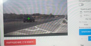 Движение в аварийна лента и над 200 нарушения на скоростните режими в Сливенско през почивните дни