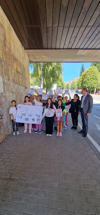 Сирени и детски призиви за отговорно поведение на пътя прозвучаха в Смолян по повод 18 септември – Европейския ден без загинали на пътя